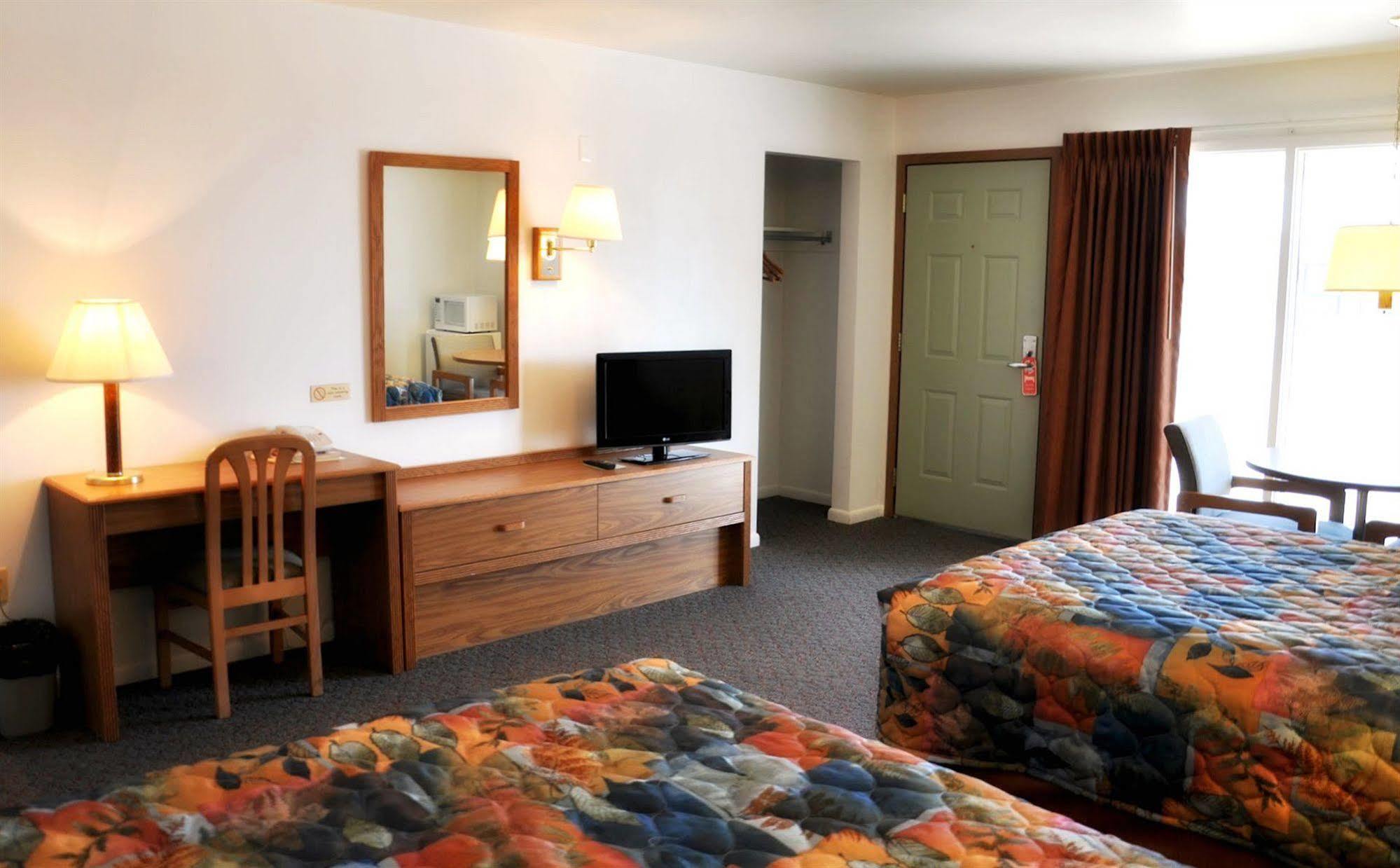 Trade Winds Motel バレンタイン エクステリア 写真